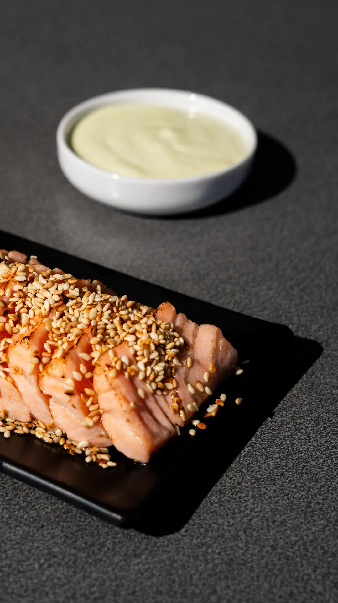Łosoś z sezamem — Soto Sushi